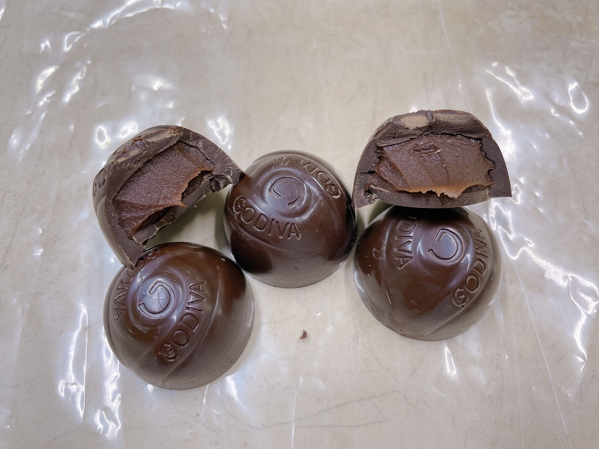 一勺更多的馅料巧克力线 & 加工