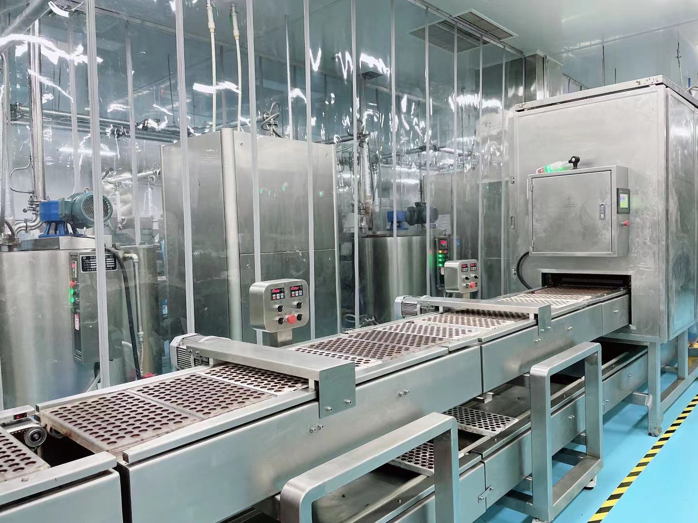 4.Decoration hollow chocolate line (Toy Inside)