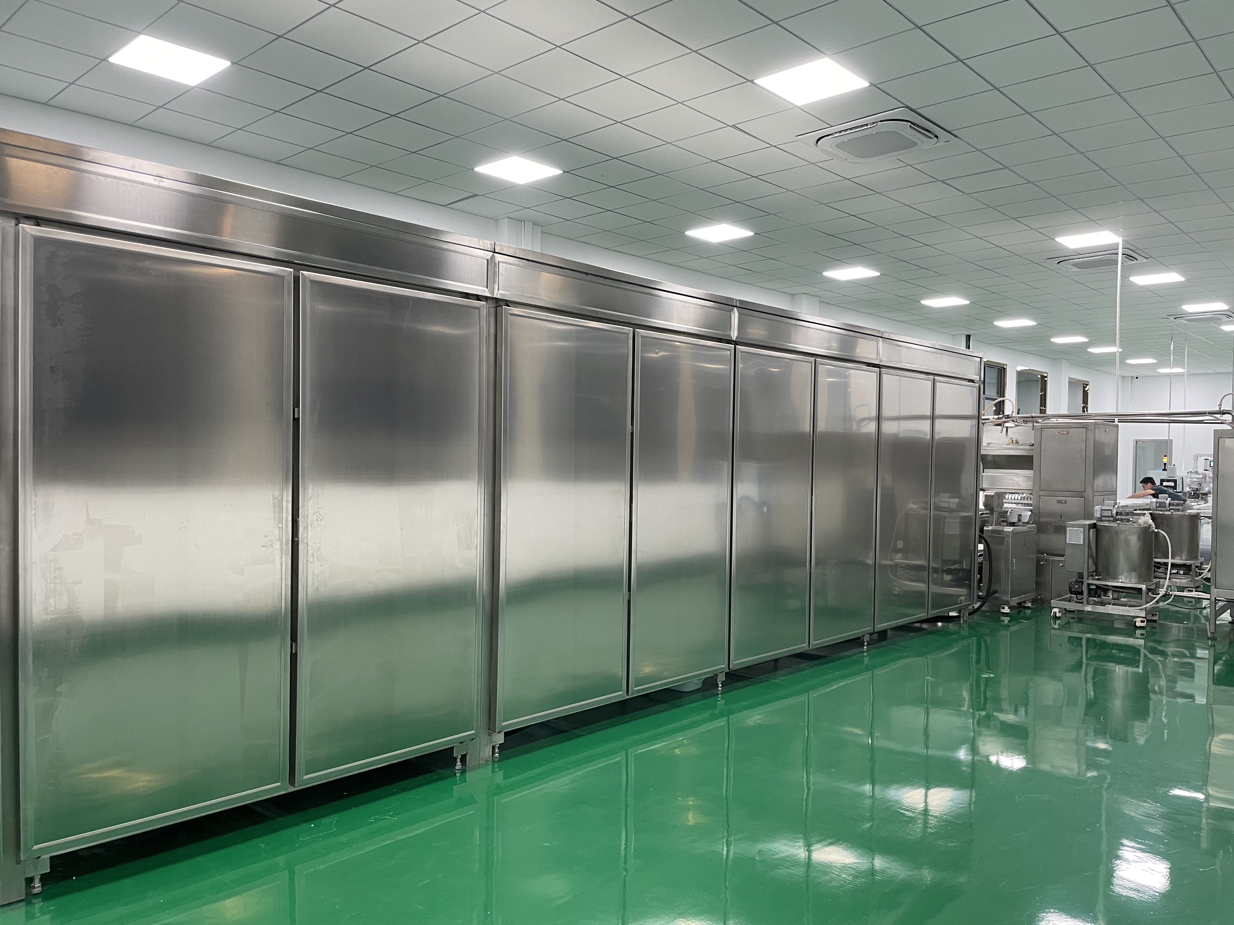 MIXTURE FILLING chocolate shell molding line