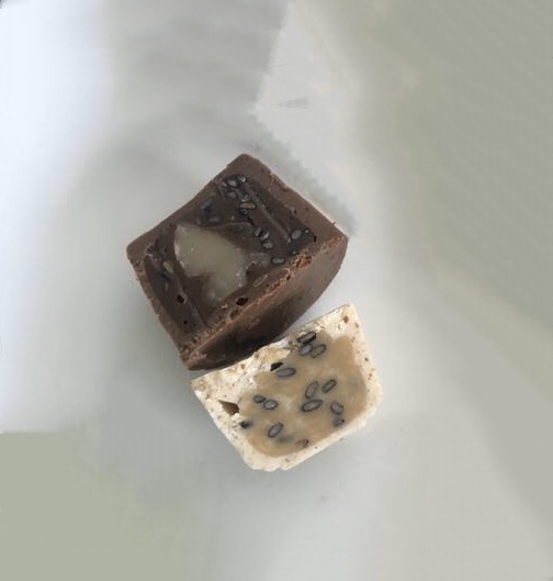 FILLING & Biscuit chocolate shell molding line