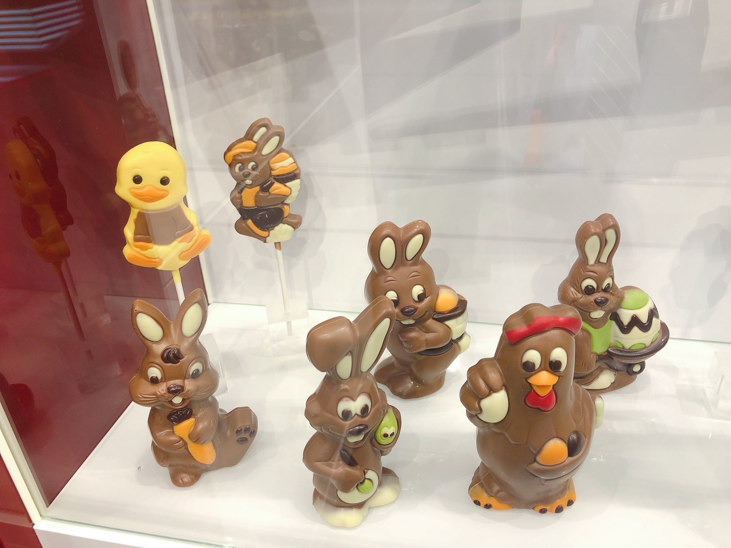 4.Decoration hollow chocolate line (Toy Inside)