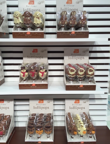 4.Decoration hollow chocolate line (Toy Inside)