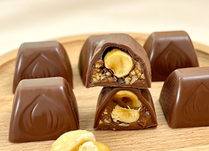 FILLING & Biscuit chocolate shell molding line