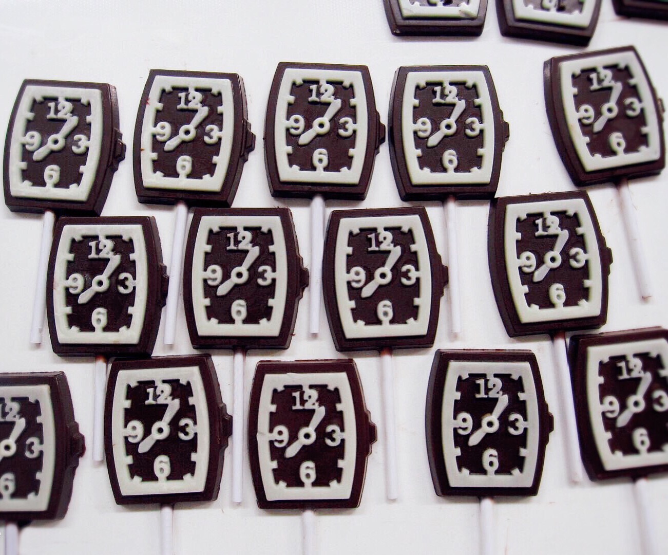 Decoration lollipop chocolate line