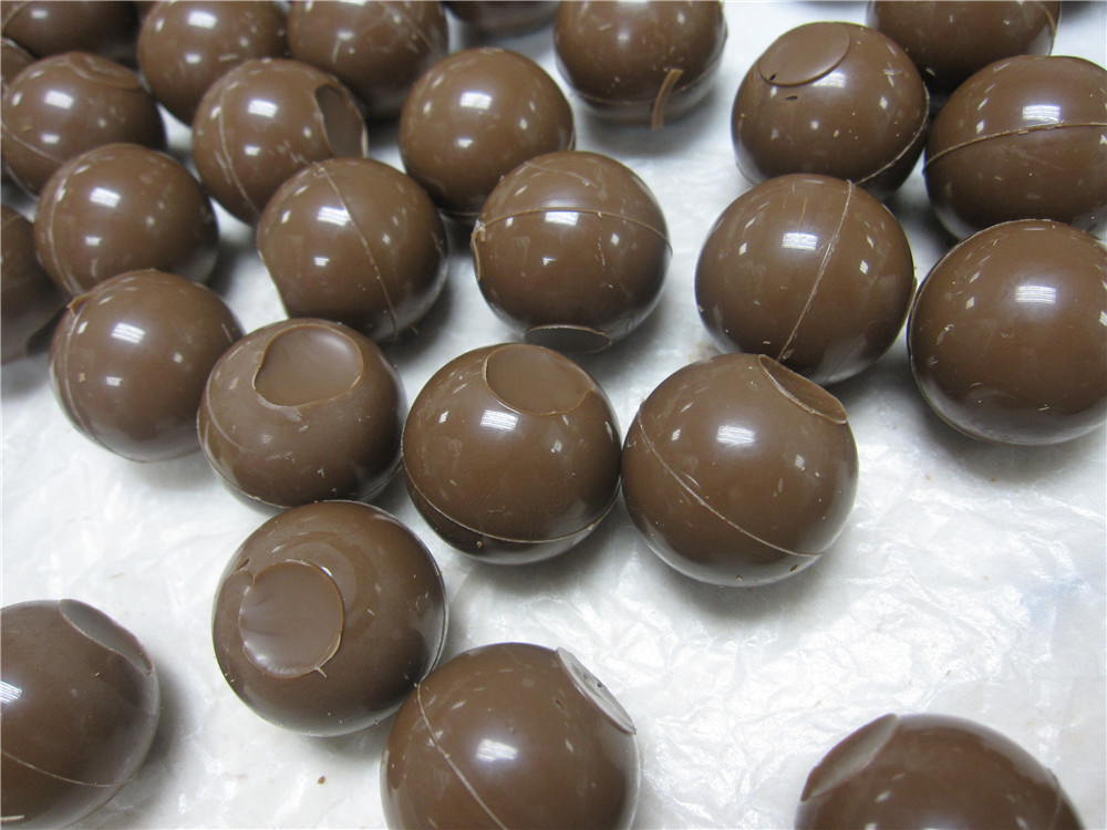 FILLING & Biscuit chocolate shell molding line