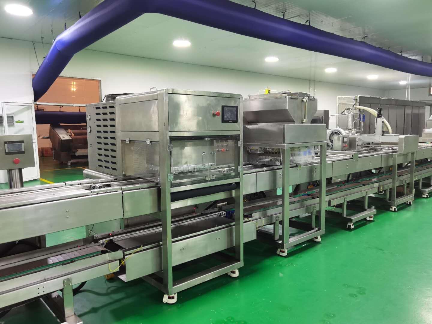 WAFER & other fillings chocolate shell molding line