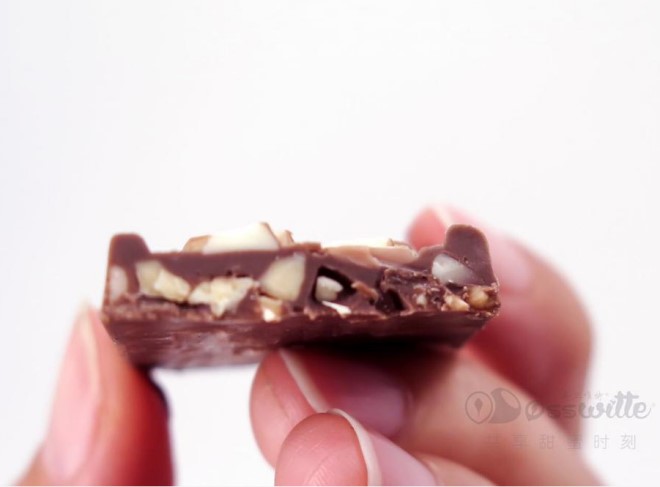 2. Mixture & 2 colors Ice cream Stick chocolate line