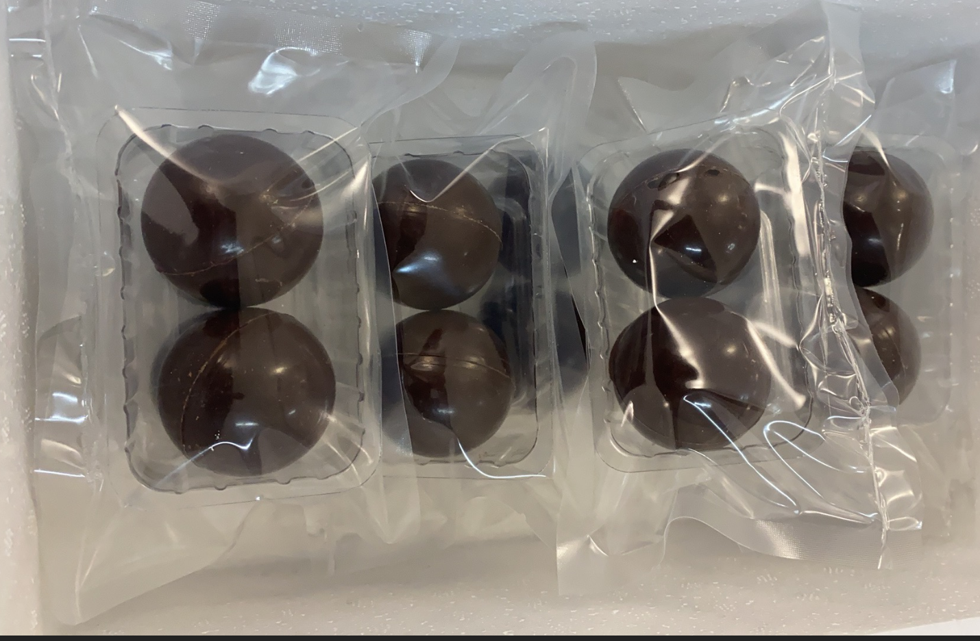 The famous hollow ball with marshmallow inside realize mass production.